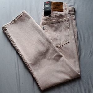NWT LEVI PREMIUM WEDGIE STRAIGHT JEANS